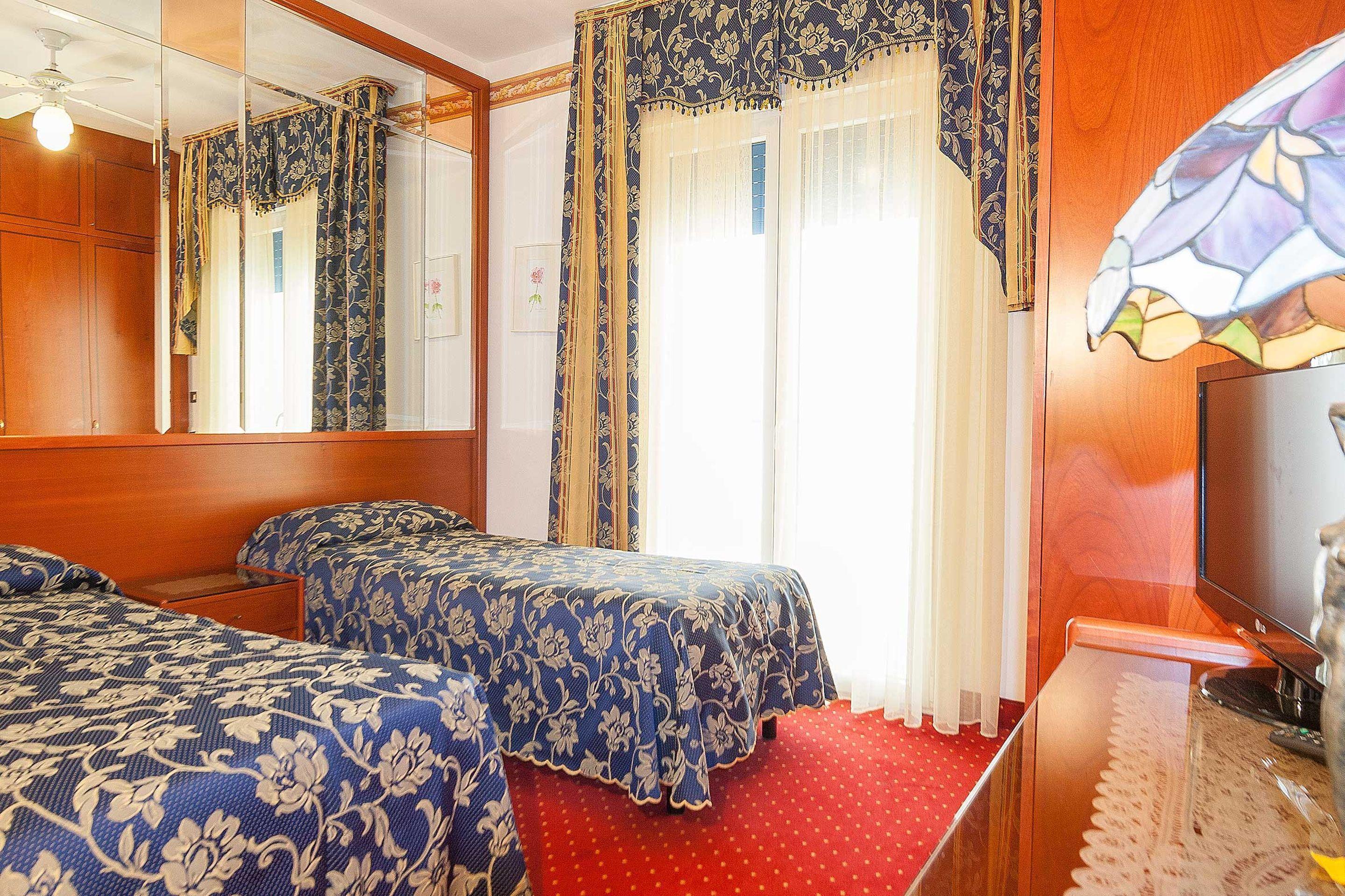 Napoleon 4* Lido di Jesolo