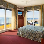 Napoleon Hotel