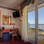 Napoleon Hotel 4*