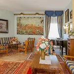 Napoleon Hotel 4*