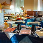 Napoleon Hotel 4*