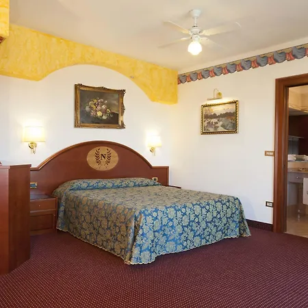 Napoleon Hotel