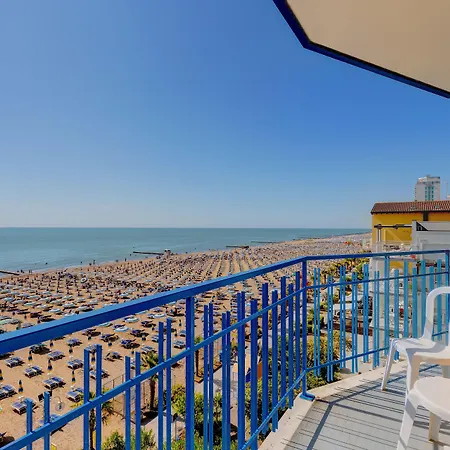 Hotel Napoleon 4*