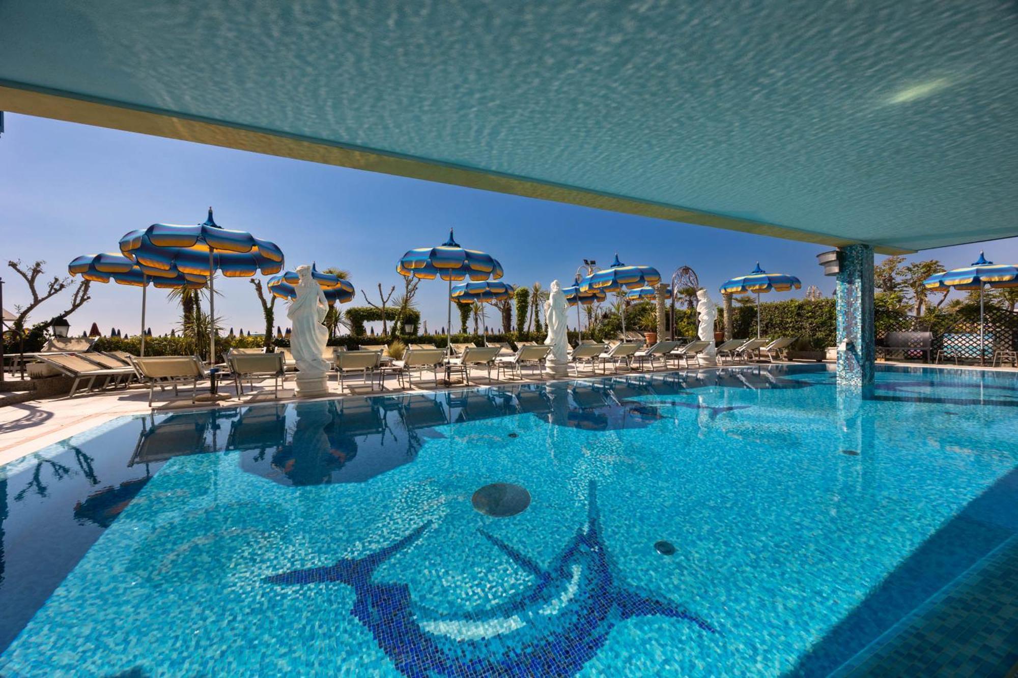 Napoleon Hotel 4*